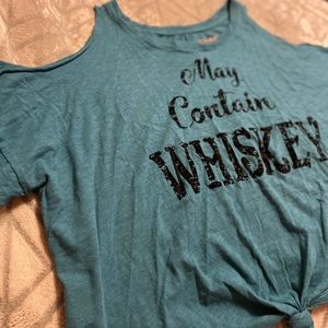 Women’s cold shoulder crop top